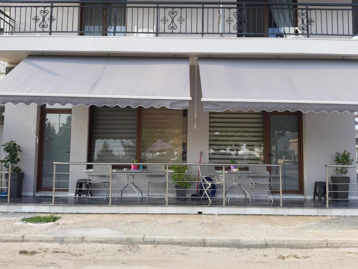 Soula'S Sunshine Apartments Nea Karvali Extérieur photo