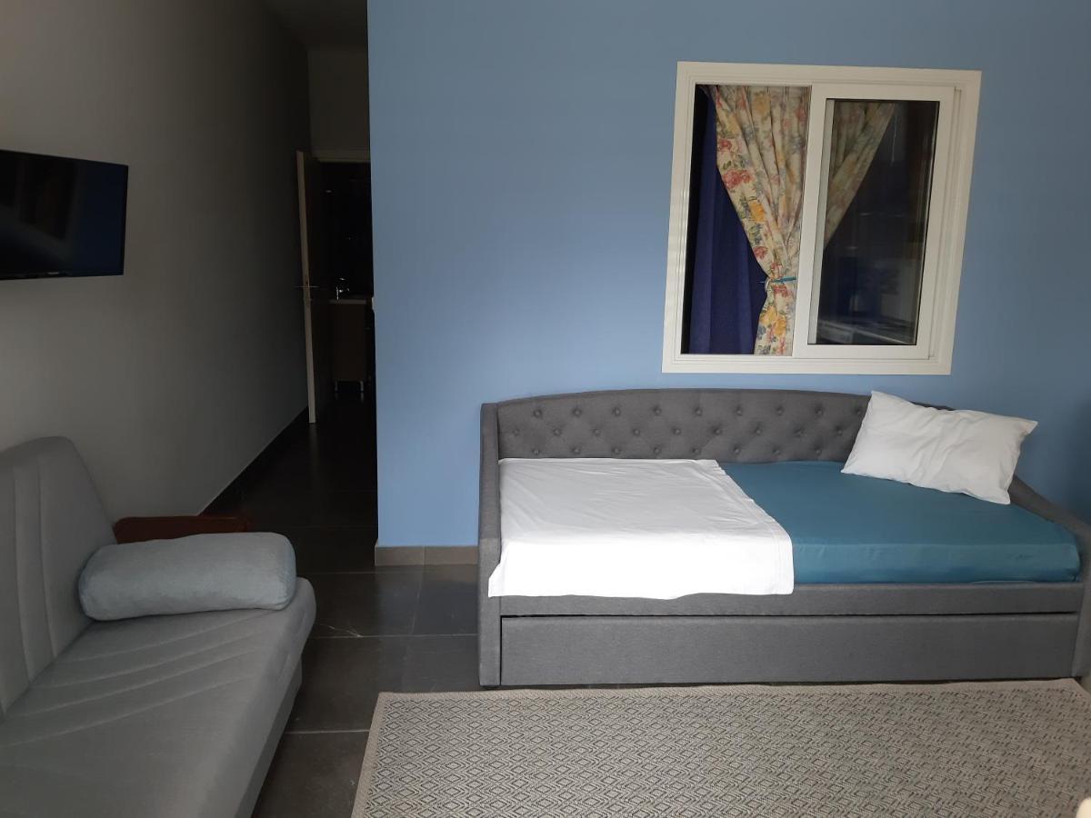 Soula'S Sunshine Apartments Nea Karvali Extérieur photo